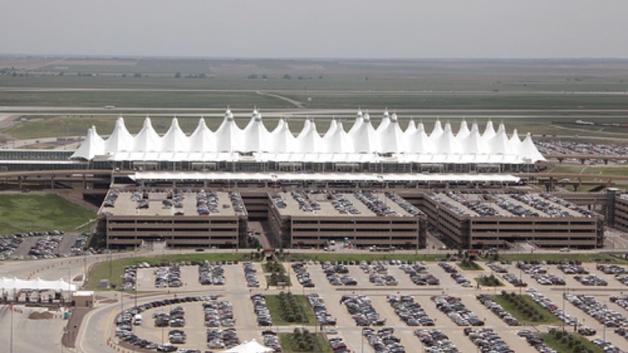 030517_aeroport-denvera-prinimaet-crypto