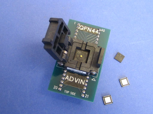 QFN-device-adapter-44-W512.JPG