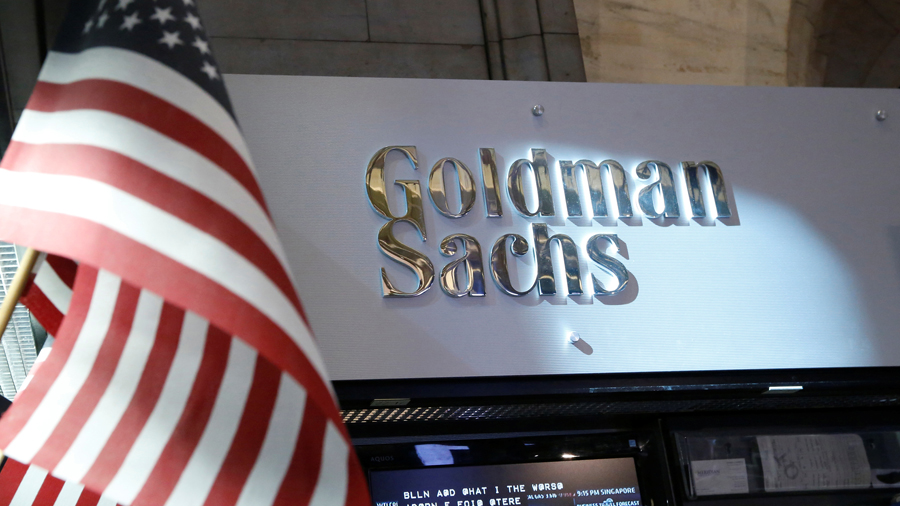 Goldman будет торговать биткоином