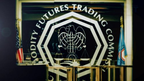 Бывший председатель CFTC призвал к усилению регулирования криптовалют