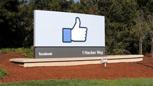 Facebook набирает специалистов по блокчейну