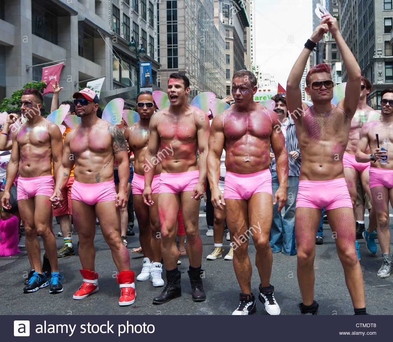 gay-pride-homosexual-parade-new-york-cit