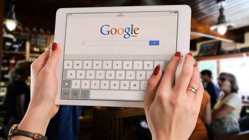 Google добавил символ BTC в клавиатуру для устройств на iOS