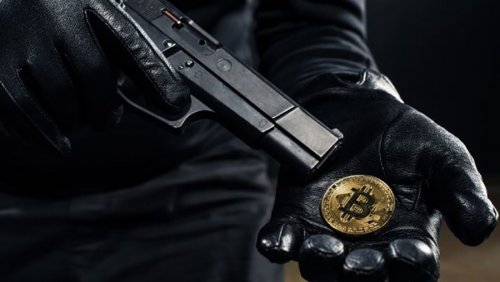 Шотландец приговорен к пяти годам тюрьмы за покупку пистолета за биткоин
