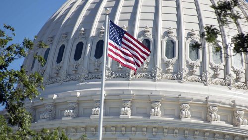 Председатель комитета Конгресса США сообщил о владении криптовалютами