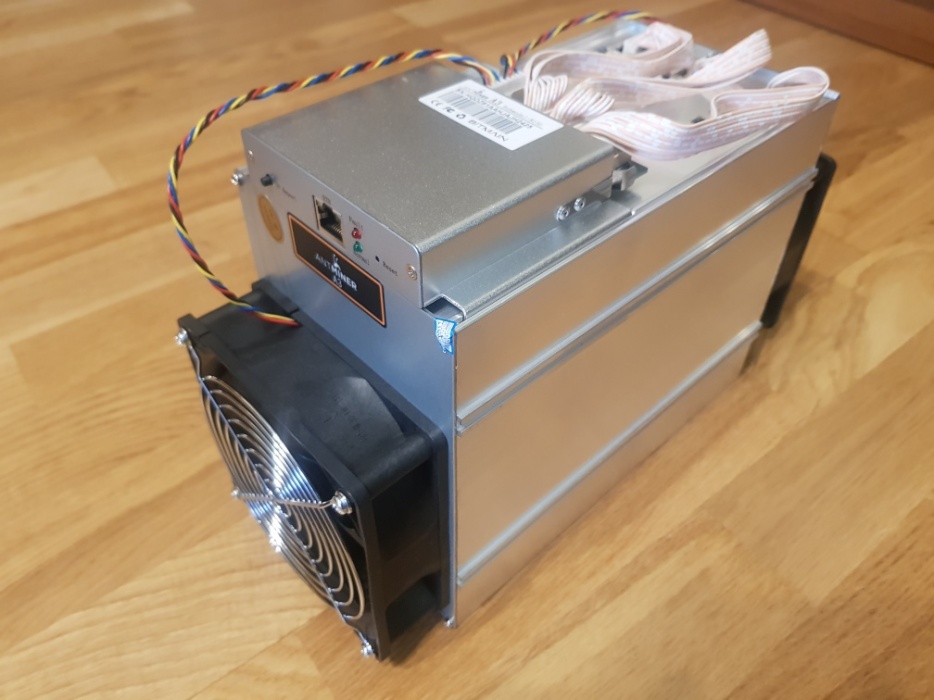 Асик забрала. Antminer a3. S9 ASIC м21. Асик Bitmain Antminer e9 3gh/h. Асик майнер 50s.