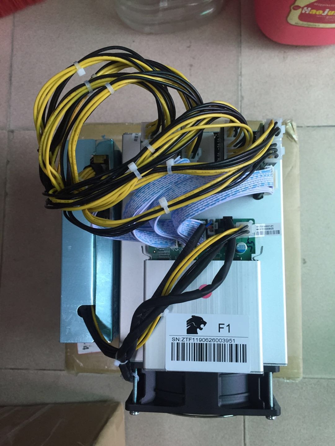 Antminer s19 hydro 184. Ebit e12s. Ebit e12 44th. Майнер e300. Ebang e12 44.