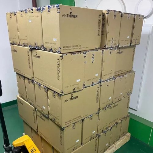 bitmain antminer.jpg